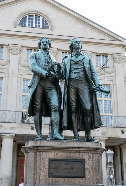 Denkmal für Goethe und Schiller — Stockfoto