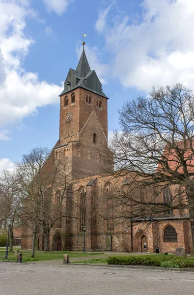 Una chiesa gotica — Foto Stock