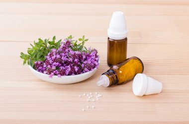 Homeopatik ilaç ve kekik 