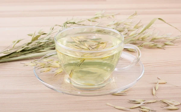 Fresh oat tea — Stock Photo, Image