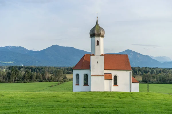 Piccola chiesa in Baviera — Foto Stock