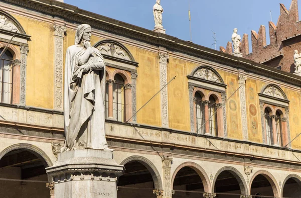 Şair Filozof Dante Heykel Filozof Dante Alighieri Verona Talya — Stok fotoğraf