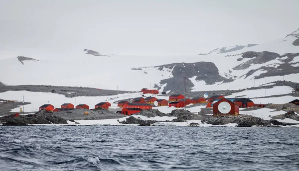 Aldeia Pesquisadores Ilha Antártica — Fotografia de Stock