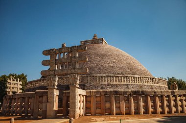 Budist anıtlar sanchi at