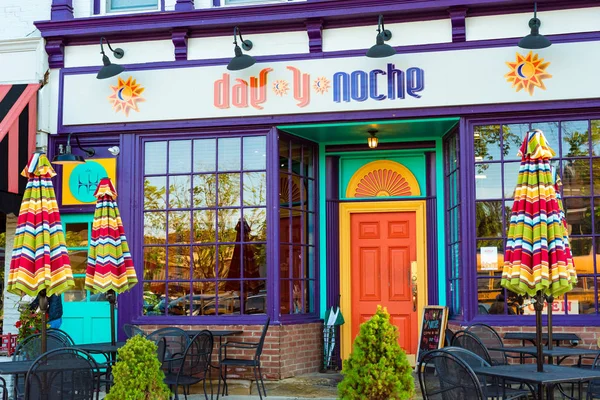 Restaurant mexicain coloré — Photo