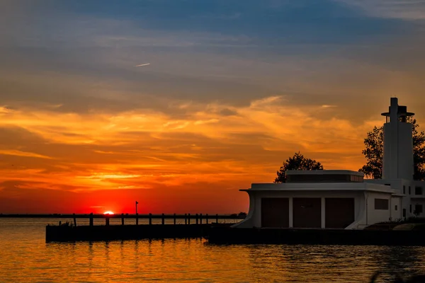 Lago Erie puesta del sol — Foto de Stock