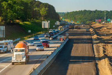 Otoban asfalt çalışmaları