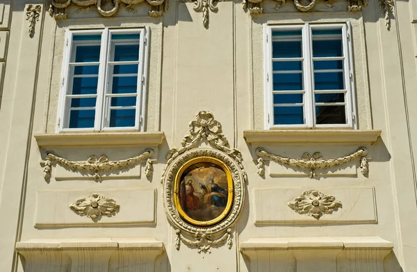 Religious art on building — Stock Photo, Image