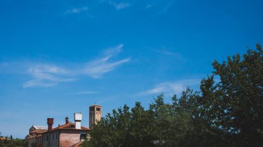 Santa Maria Assunta Katedrali 'nin çan kulesi.