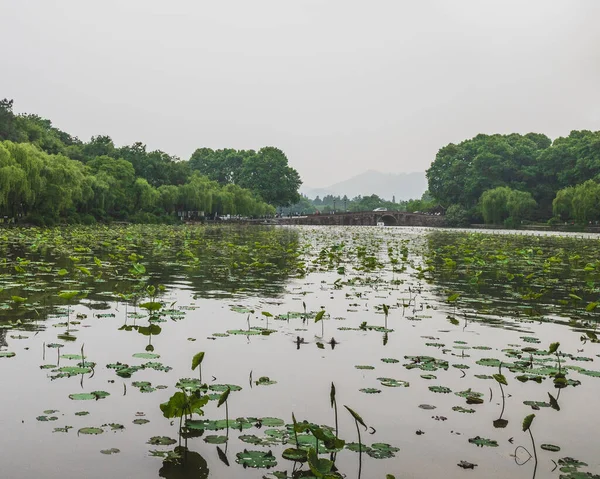 Landschap van West Lake, Hangzhou, China — Stockfoto