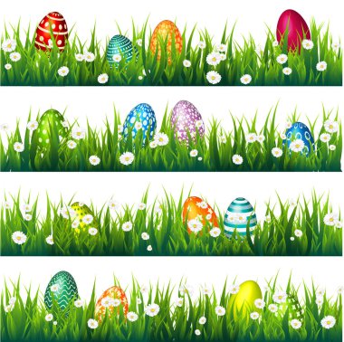 Yeşil çimenlerin üzerinde Paskalya yumurtası. Mevsimlik tatil April.Flowers.Banner.