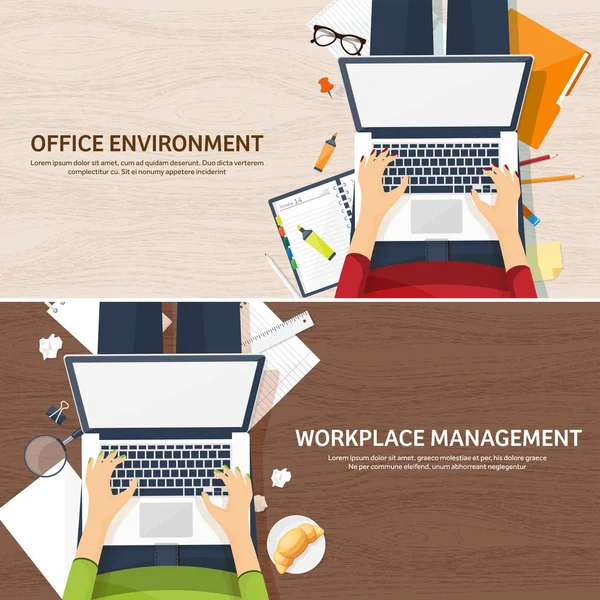 Arbetsplatsen med bord och dator. Laptop, dokument, papper, anteckningsblock, penna. Pappersarbete. Kontorsarbete, jobb. Workspace management. Kreativ design. — Stock vektor