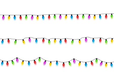 Beyaz arka planda parlayan Noel ışıkları. Renkli ampullü çelenkler. Noel tatili. Noel tebrik kartı tasarımı. Yeni yıl, kış.