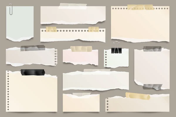 Renkli yırtık kağıt şeritleri koleksiyonu. Yırtık kenarlı ve yapışkan bantlı gerçekçi kağıt kırıntıları. Yapışkan notlar, defter sayfalarının parçaları. Vektör illüstrasyonu. — Stok Vektör