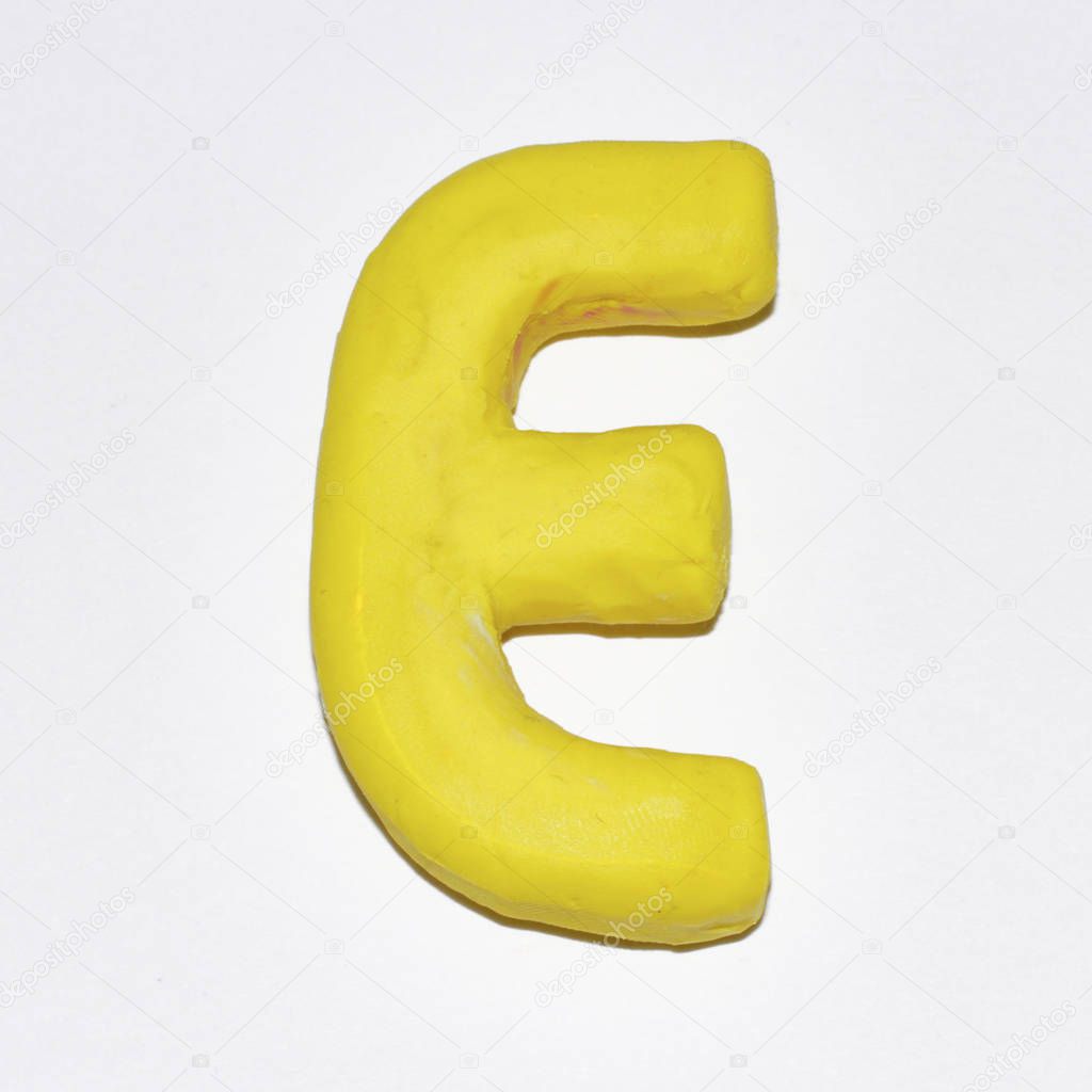 vowel E in color yellow clay