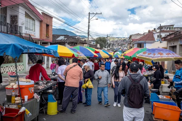 Воскресный рынок Лоха Эквадор Лицензионные Стоковые Фото