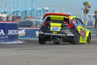 Christian Brooks 44, Red Bull sırasında, bir Grc Lites araba sürücüleri