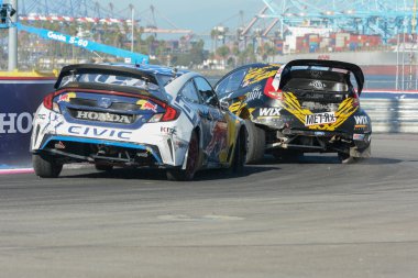 Mitchell Dejong 24 ve Tanner Whitten 07, pozisyon d için savaş