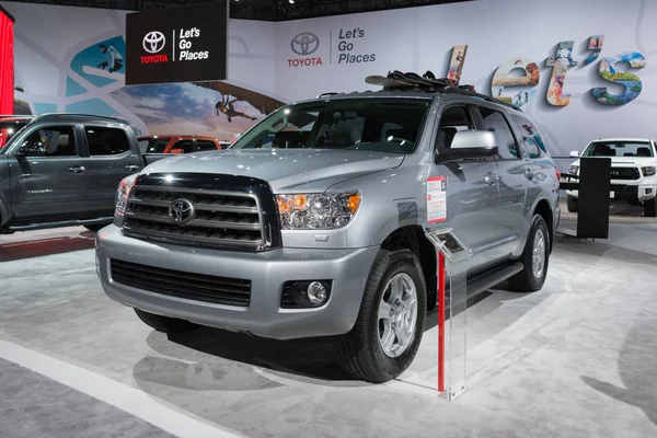 Toyota Sequoia på displayen — Stockfoto