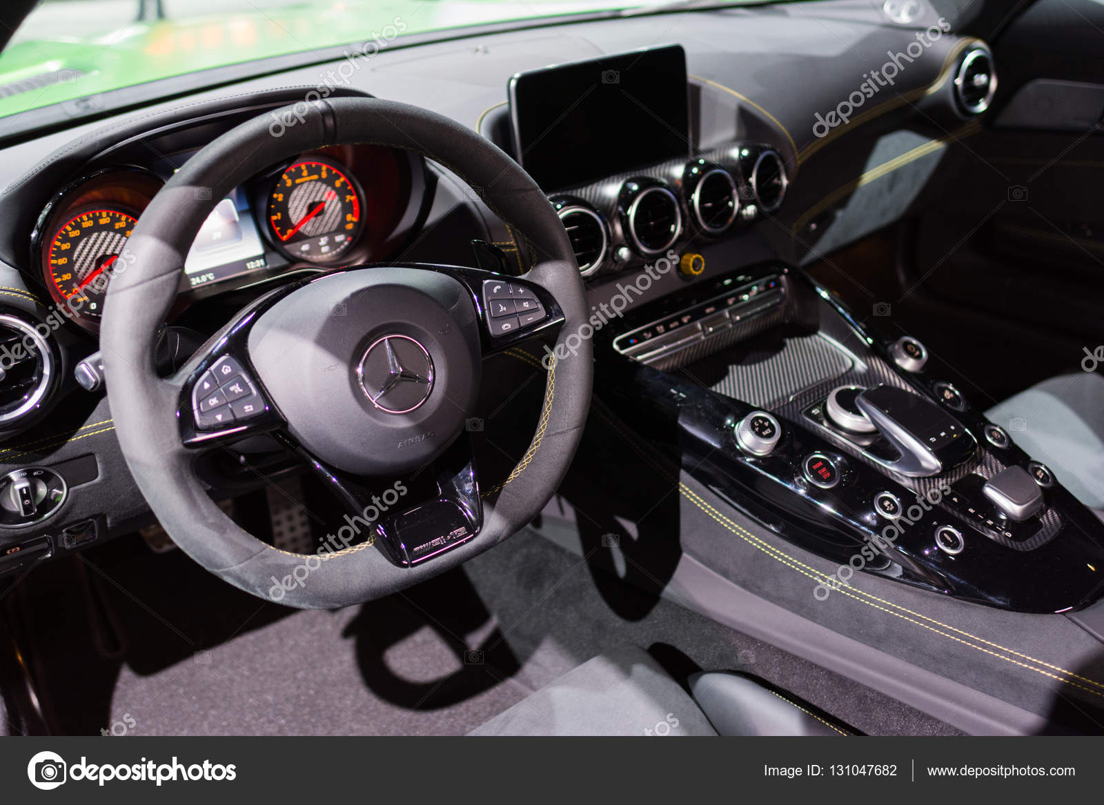 √画像をダウンロード mercedes benz amg gtr interior 266753Mercedes benz amg gtr