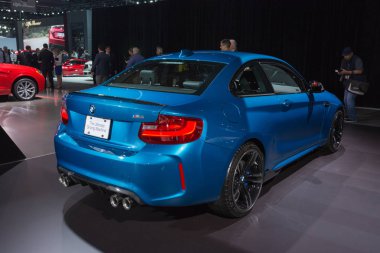 BMW M2 ekranda