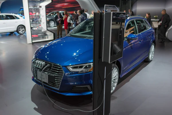 Audi A3 e-tron samochód elektryczny — Zdjęcie stockowe