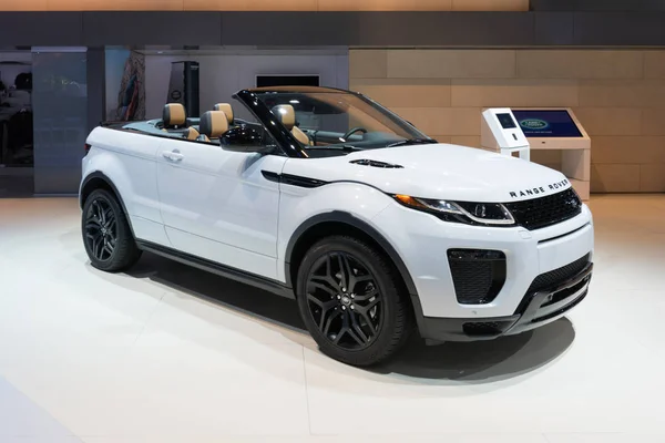 範囲ローバー Evoque コンバーチブル Suv — ストック写真