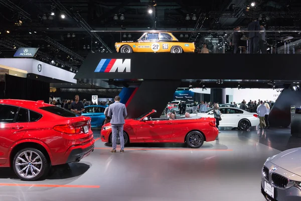Выставочный зал BMW — стоковое фото