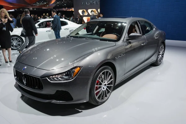 Maserati Ghibli a kijelzőn — Stock Fotó