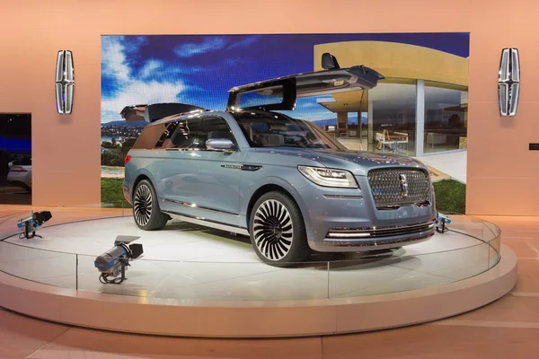 Lincoln Navigator koncepcja — Zdjęcie stockowe