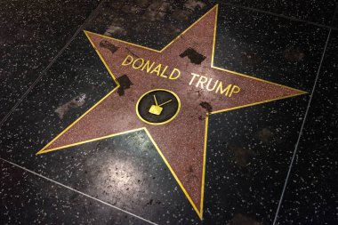 Donald Trump Walk of Fame tahrip yıldız.