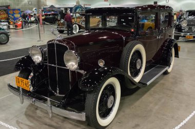 Nash 977 Firt serisi