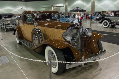 Marmon 16 Coupe