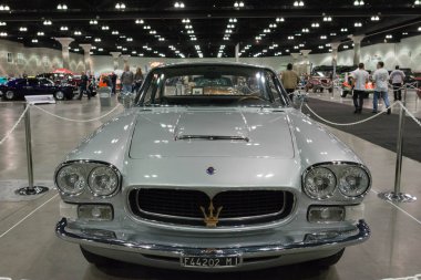 Maserati Sebring ekranda