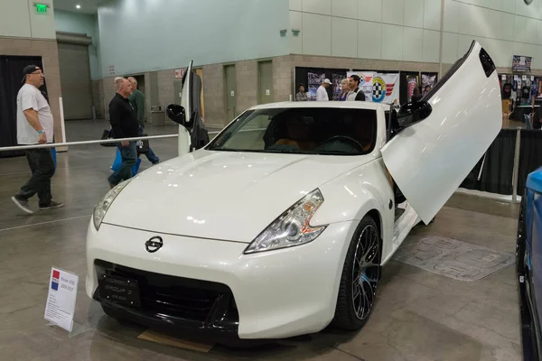 Nissan 350Z на выставке — стоковое фото