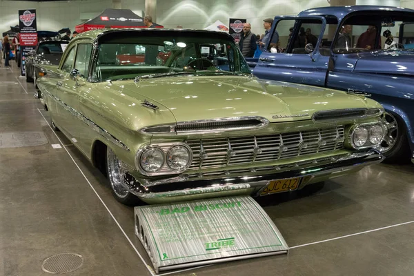 Chevrolet Biscayne zur Schau gestellt — Stockfoto