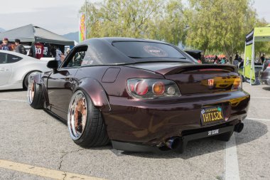 Ekranda modifiye Honda S2000 Cabrio