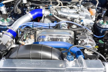 Araba motoru ekranda ayrıntılarını kapatın