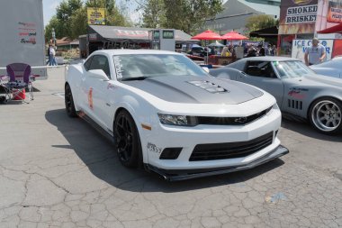 Chevrolet Camaro ekranda