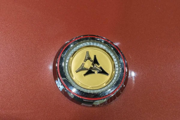 Dodge vintage емблема на дисплеї — стокове фото