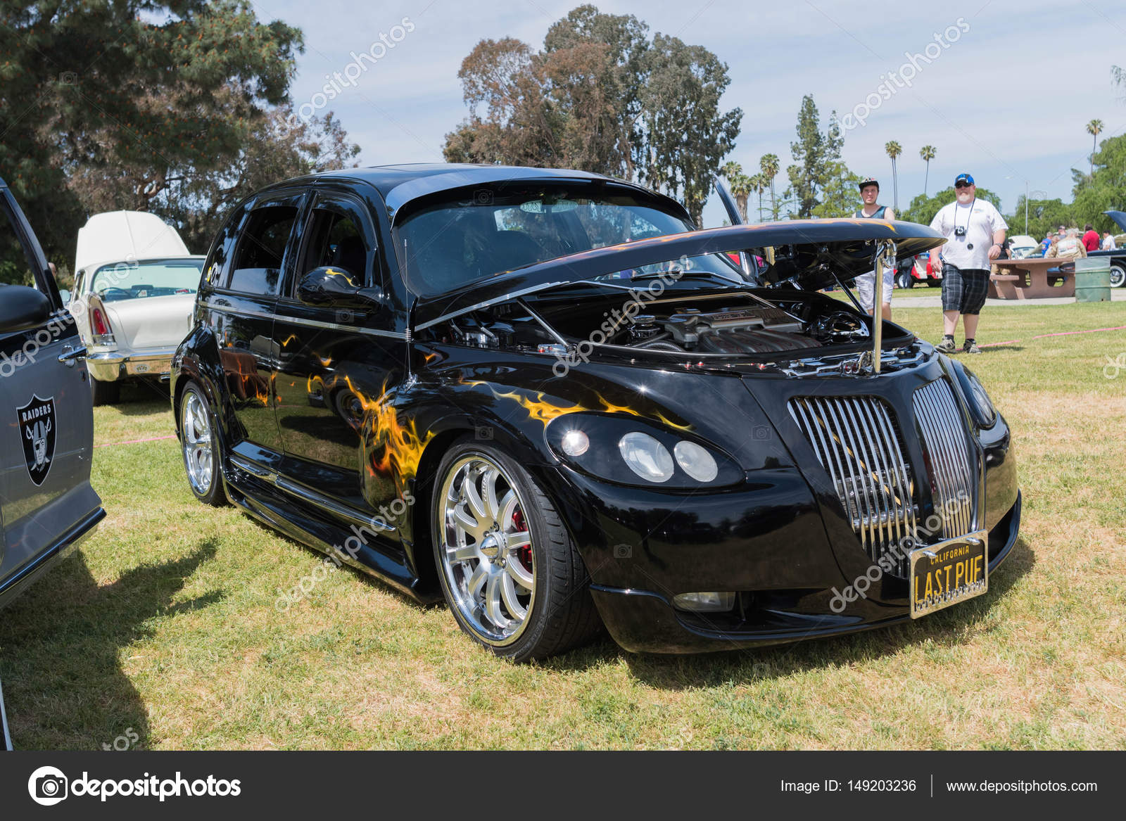 pt cruiser van