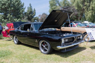 Plymouth Barracuda formül S klon