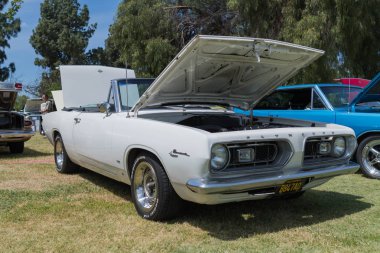 Plymouth Barracuda ekranda