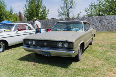 Ekranda birden kenara çekilip kurtulmak