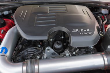 Kas araba motoru ekranda