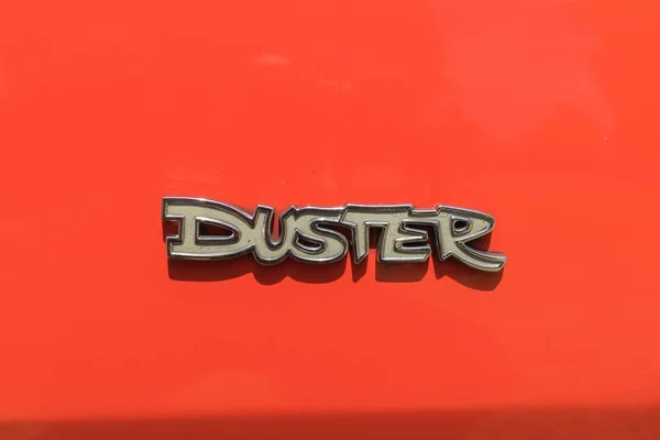 Plymouth Duster exposé — Photo