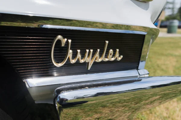 Chrysler 300G emblema em exposição — Fotografia de Stock