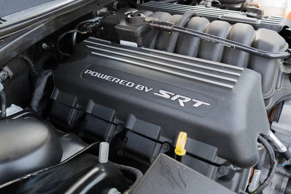 Dodge Charger engine on display — Stock Photo, Image