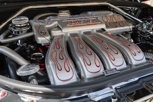 Chrysler PT Cruiser engine on display Royalty Free Stock Images