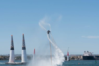 Flyboard gösterisi sırasında Red Bull Air Race